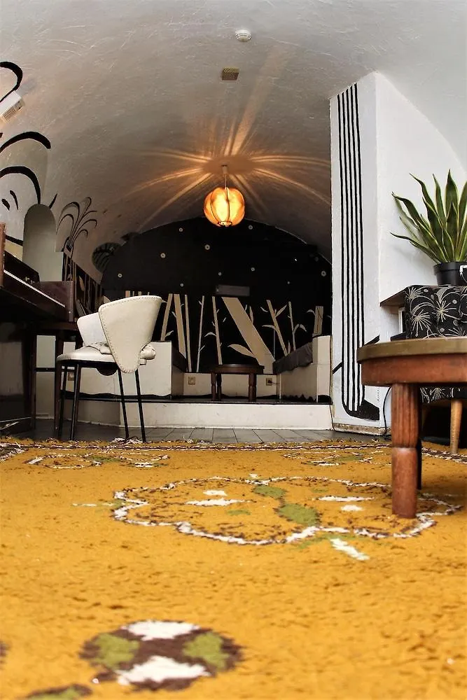 Hotel Du Temps París Francia