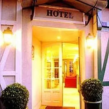 Hotel Du Temps París Francia